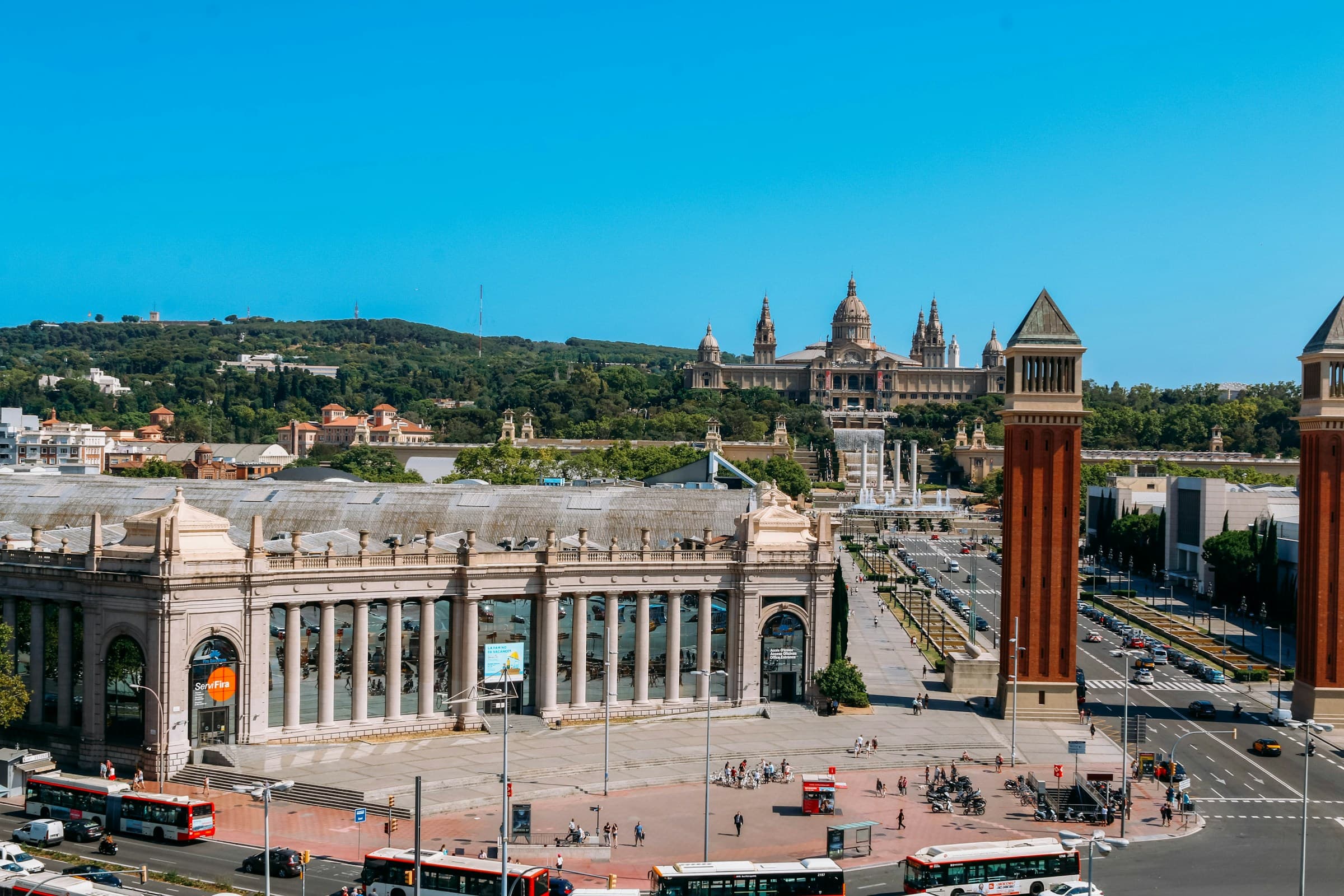 Картинка к новости «Испанская Каталония повышает туристический налог»